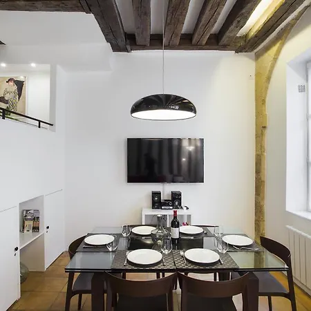 Gowithoh Place Des Vosges Apartment *