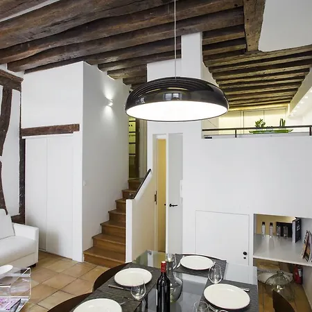 Gowithoh Place Des Vosges Apartment Paris