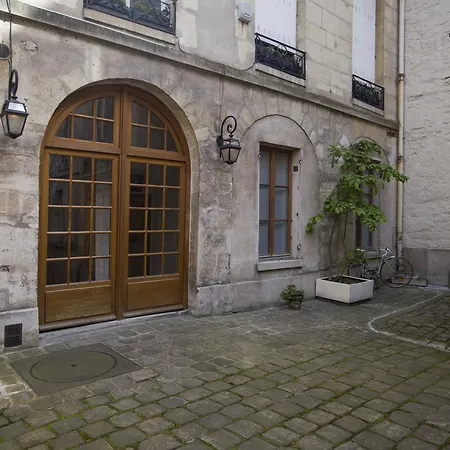 Gowithoh Place Des Vosges Apartment Paris