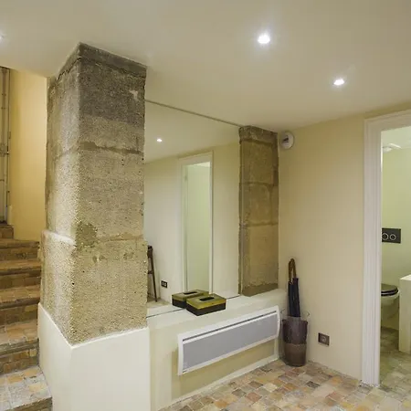 Gowithoh Place Des Vosges Apartamento